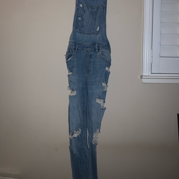 Garage Distressed Overalls - Picture 2 of 3